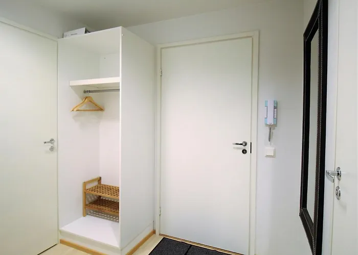 For 2 With Sauna شقة *